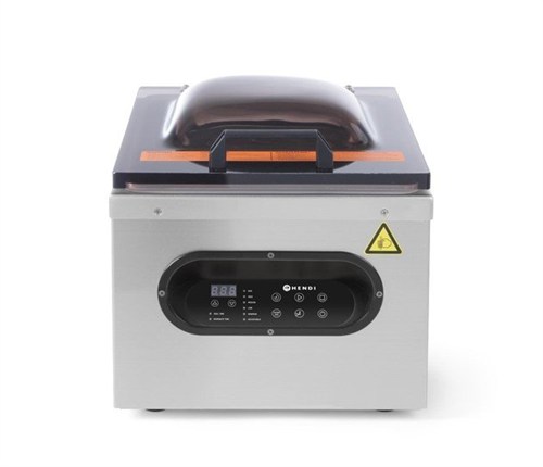 Vacuum chamber packaging machine