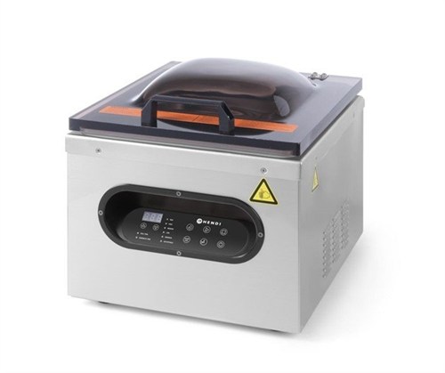 Vacuum chamber packaging machine