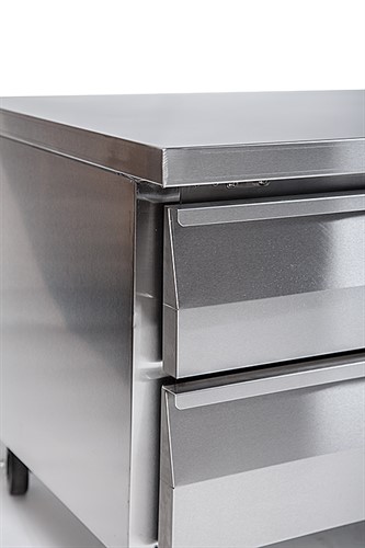 Draglådorna på grillkylbänk