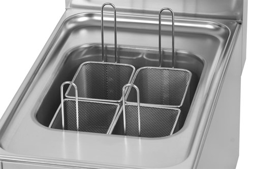 RM Gastro Pastakokeri med 4 pastakorgar