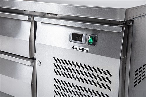 Digital termostat på grillkylbänk